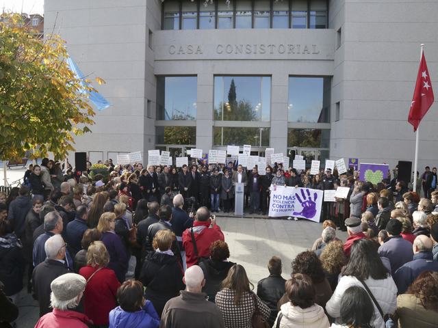 Ayuntamiento y entidades locales se unen para pedir el fin de la violencia machista durante la semana del 25N